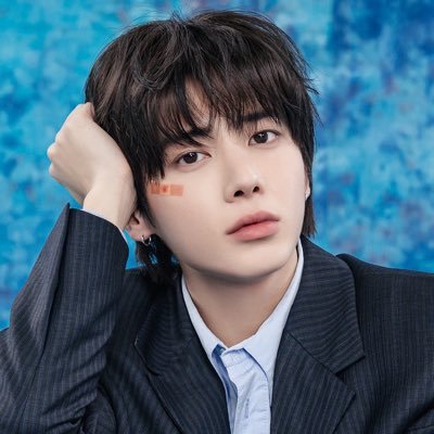 JUN34_'s profile picture