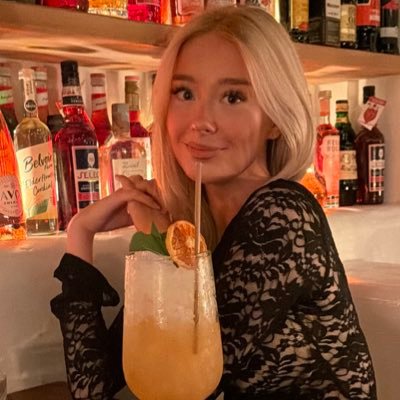blondepraxis's profile picture