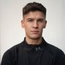 Lewis Saunderson 的头像