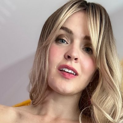 KrissyLynnStar's profile picture