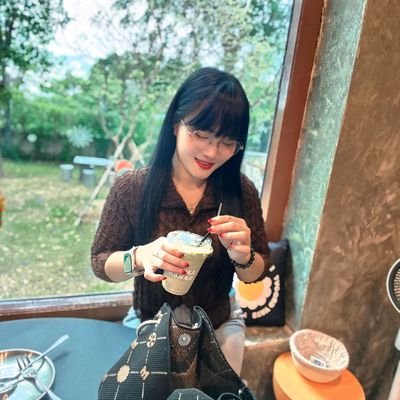 F.🌾's profile picture