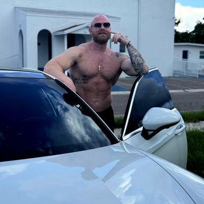 DomMuscleGod1's profile picture