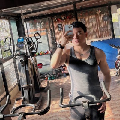addybuens's profile picture