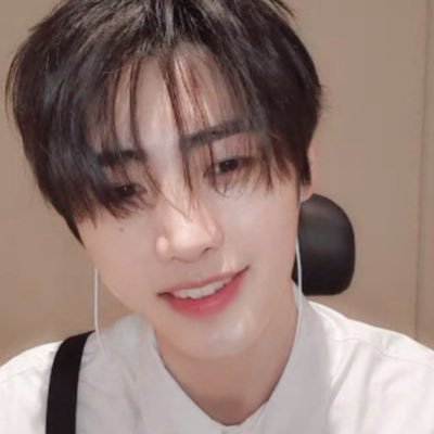 itoldtherain's profile picture