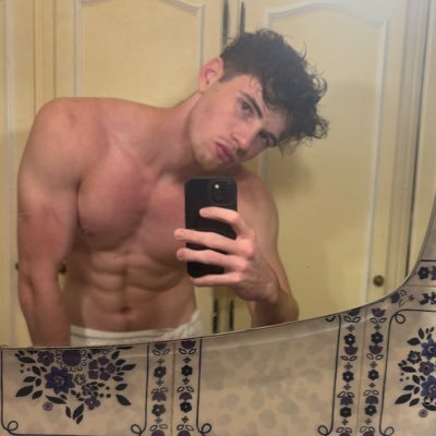 Maxime Savage's profile picture