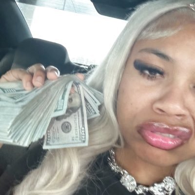 ykluhhm's profile picture