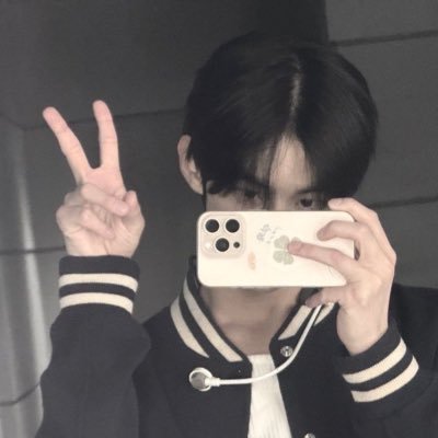 또룽's profile picture