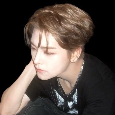 ۠'s profile picture