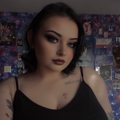 paige | cancer survivor 🎗️'s profile picture
