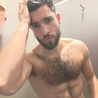 luloreq's profile picture