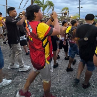 Adrian Con Empleo 😁🎺's profile picture