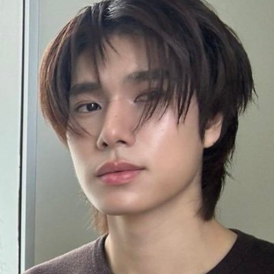 phuwinbot's profile picture
