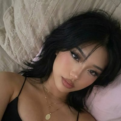 Vivian |'s profile picture