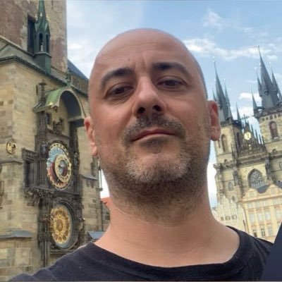 ROBINREIDx's profile picture