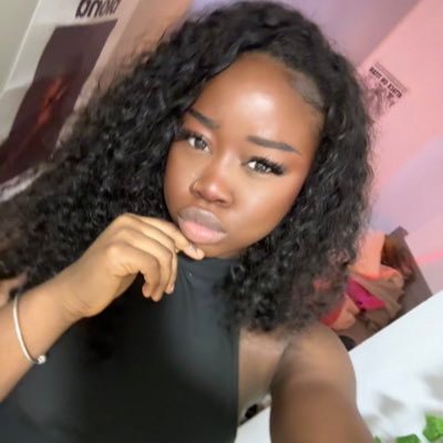 Veally's profile picture