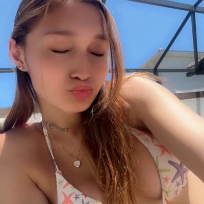 xbabyarii's profile picture