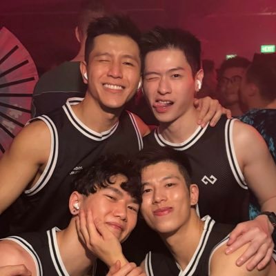 just4bbz's profile picture