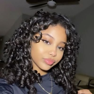 UKPOMACHEKWUBE's profile picture