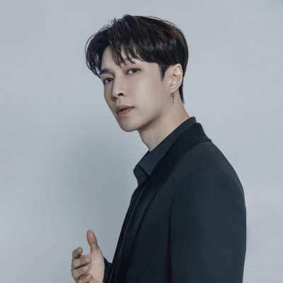 LAYZHANG_JP's profile picture