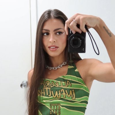 Danielle Favatto's profile picture