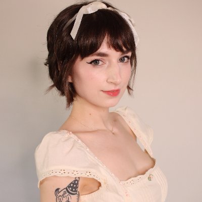 Flora's profile picture