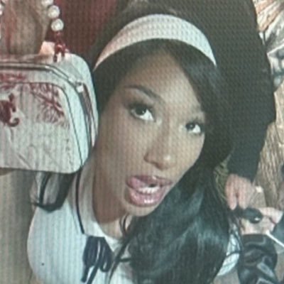 𝕱's profile picture
