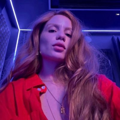 julia ⓟ's profile picture
