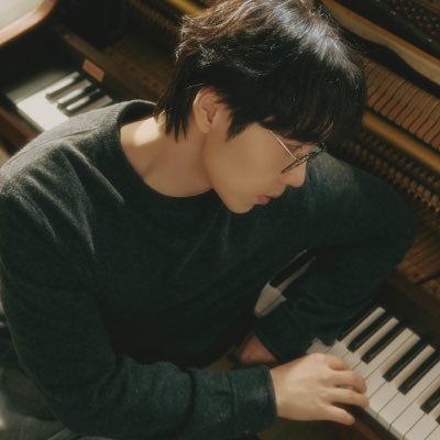 official_LSH's profile picture