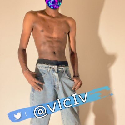 V1cIv's profile picture