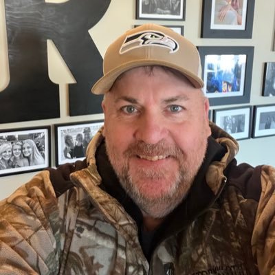 resellerrowe's profile picture