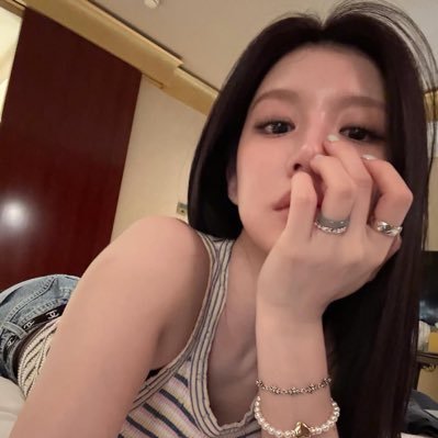 khloe⁷'s profile picture