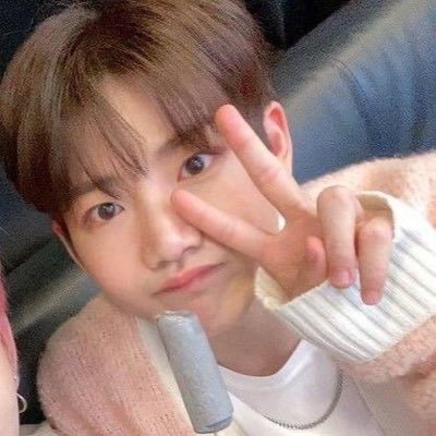 혱 • ̫•'s profile picture