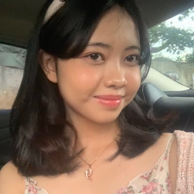 aisika🌔's profile picture