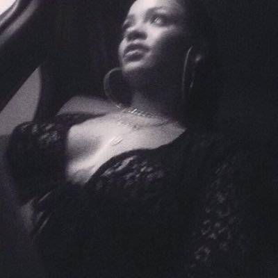 ℒ𝒾𝒶's profile picture