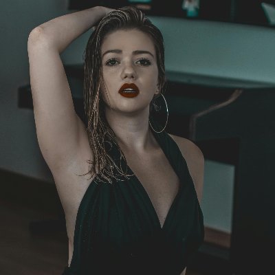 ozsens's profile picture