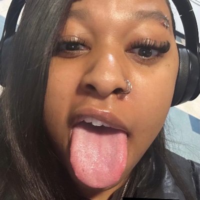GhettoTingzz's profile picture