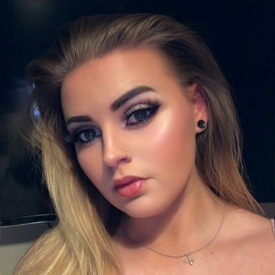 InkedBlondie’'s profile picture