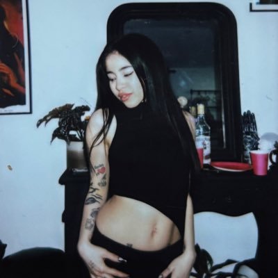 fleurdepoison_'s profile picture