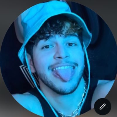 acervozzz's profile picture