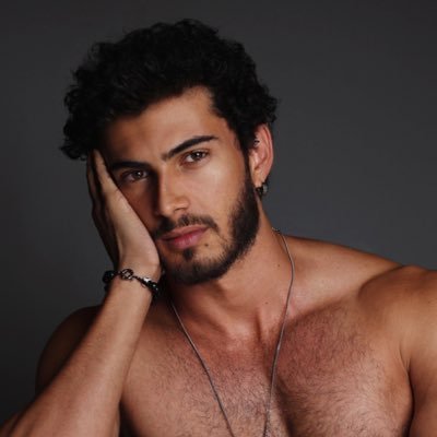 Dudu Ambrosio's profile picture