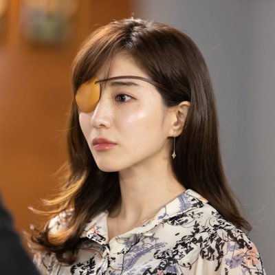 C's profile picture