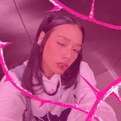 7TH YEAR: LEILA is seeing TXT𖣂 ❦ ⚘.'s profile picture