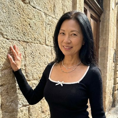 Emmie Kim's profile picture