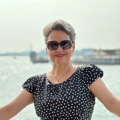farschideh's profile picture