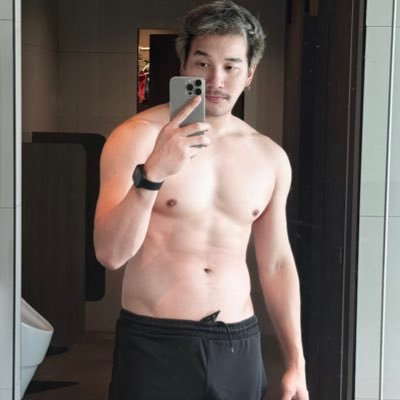 ตาโป๊ปกระบองยาม's profile picture