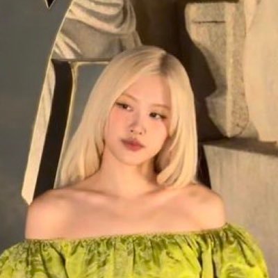 MissSaintLauren's profile picture
