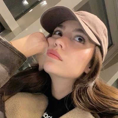 larinnhs's profile picture