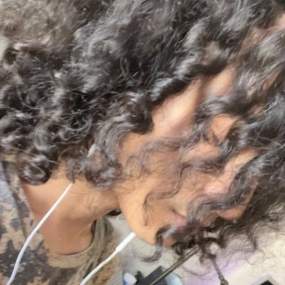 nyli's profile picture