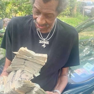 1yungalias's profile picture