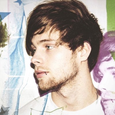 tanem wants 5sos in turkey's profile picture